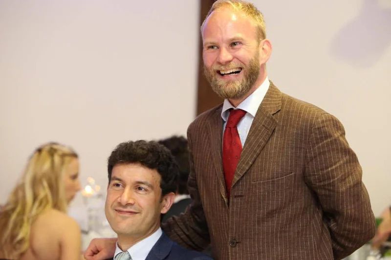 Dr hab. Jakub Urbanik ze swoim  partnerem
