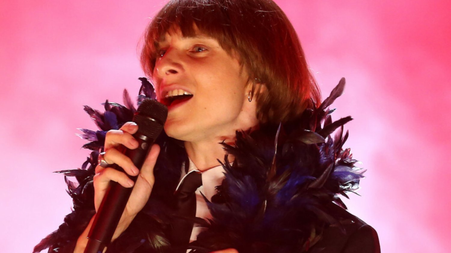 Ralph Kaminski otrzymał nagrodę na MTV EMA 2022.