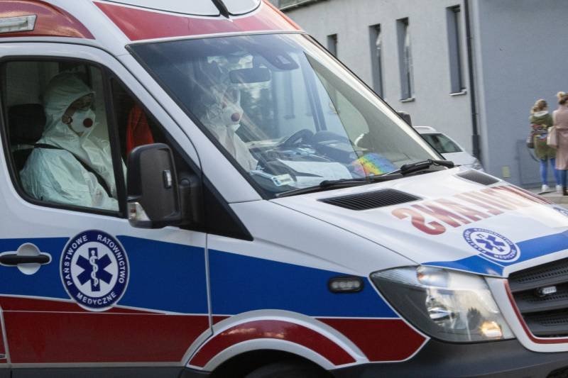 Zmarły chłopczyk miał choroby współistniejące. Koronawirus: w Katowicach zmarł 4-miesięczny chłopiec, nowe informacje.