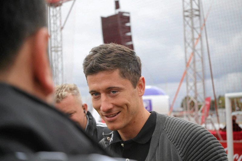 Bramka Roberta Lewandowskiego może zostać uznana golem 60-lecia UEFA