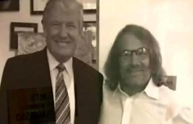 Dr Bornstein pełnił obowiązki osobistego lekarza Donalda Trumpa przez 38 lat (od 1980 do 2018 roku). W tym czasie leczył też wszystkie trzy żony biznesmena i polityka. Dr Harold Bornstein, który przez 38 lat leczył Donalda Trumpa.