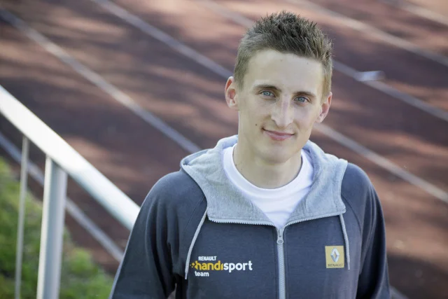 Maciej Lepiato stypendysta Renault Handisport Team
