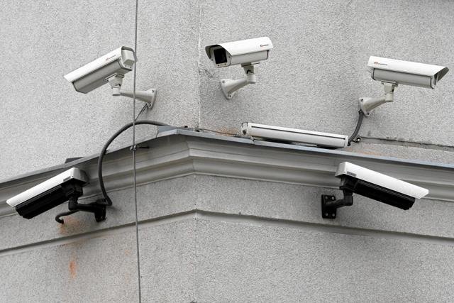 Kamery monitoringu coraz częściej "obserwują" ulice polskich miast