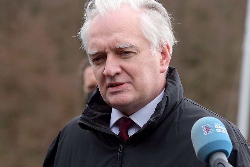 Wicepremier i prezes Porozumienia Jarosław Gowin zapewnia, że poparcie dla kandydatury prof. Marcina Wiącka nie oznacza, iż jego partia opuszcza Zjednoczoną Prawicę.