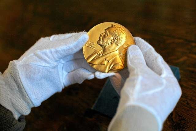 W naTemat.pl postanowiliśmy przyznać swoje Noble polskim politykom.