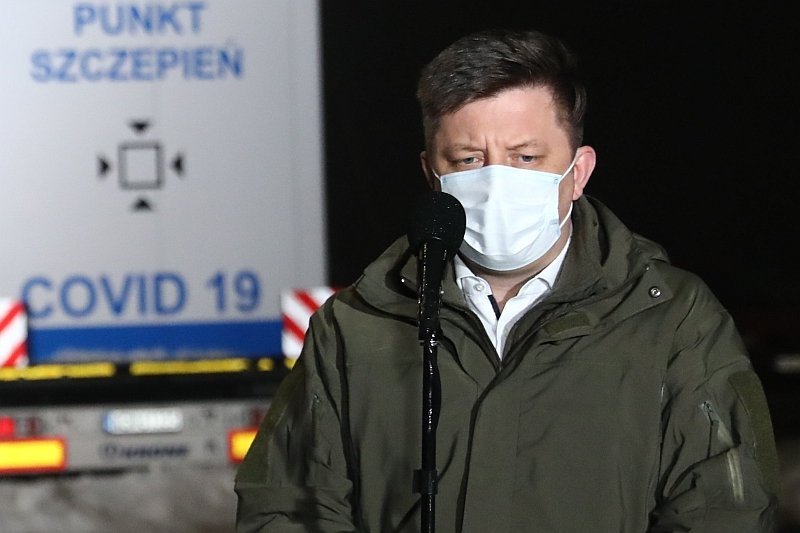 Dworczyk zapowiada mniejsze dostawy szczepionek.