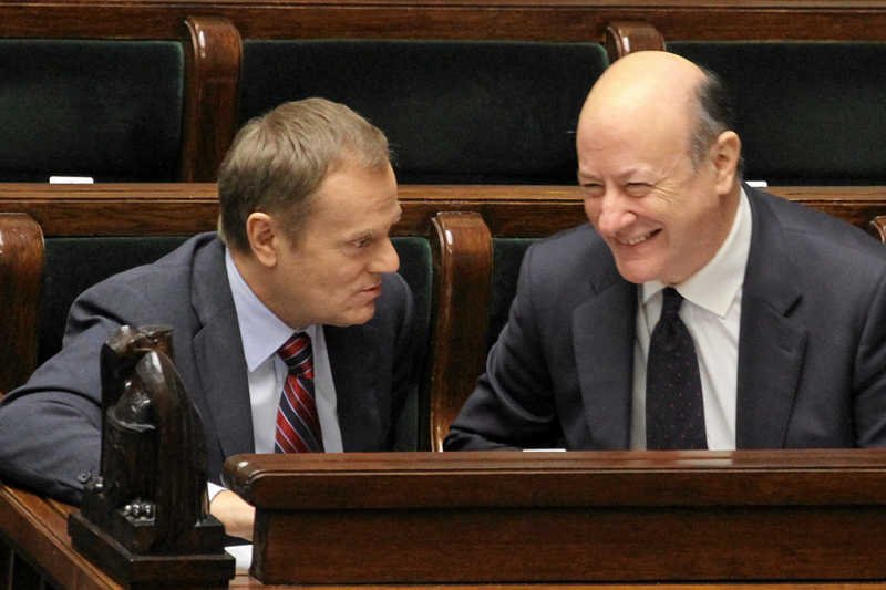 Donald Tusk i Jacek Rostowski zwyciężyli w rankingu na najbardziej wpływowych ludzi w kategoriach polityka i gospodarka.