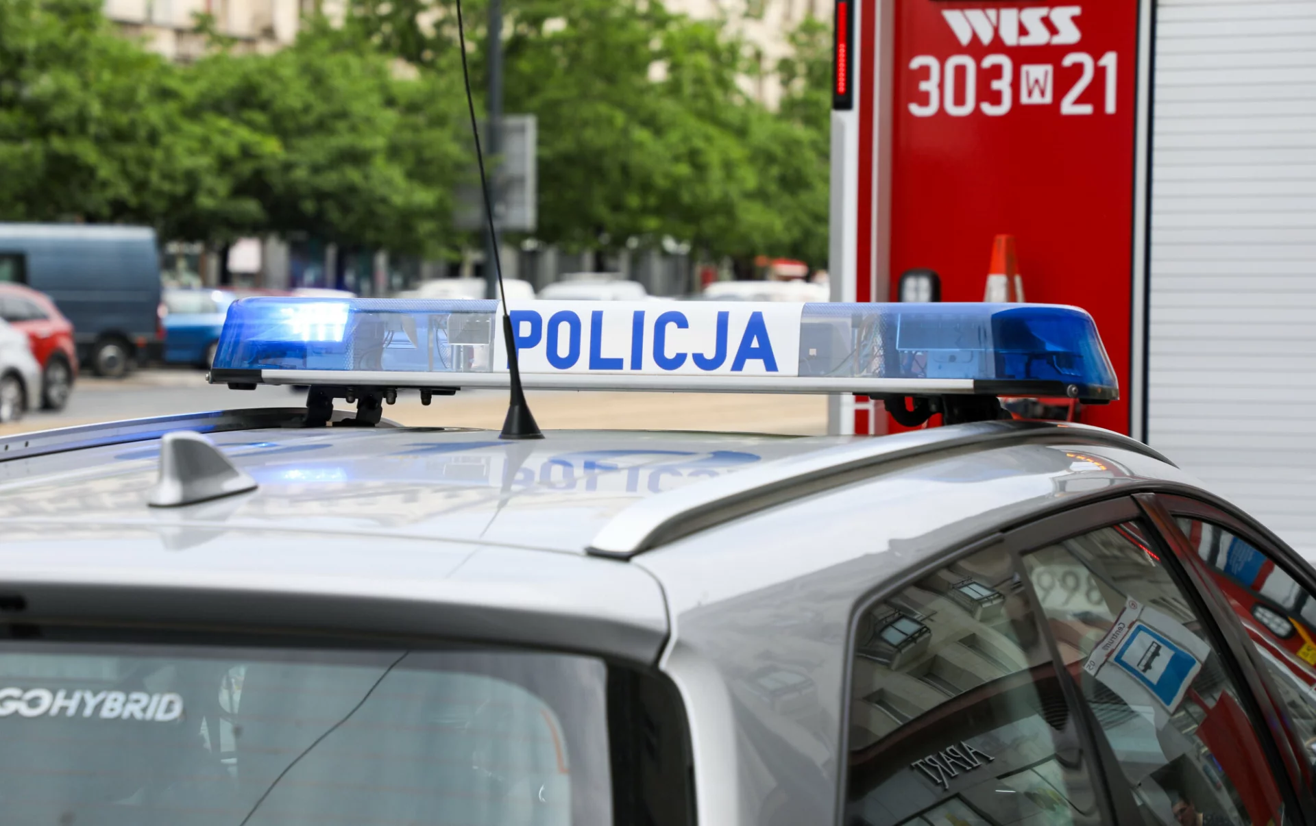 Norweski milioner zginął pod Otwockiem. Jego jaguar rozpadł się na dwie części Norweski milioner zginął pod Otwockiem. Jaguar rozpadł się na dwie części