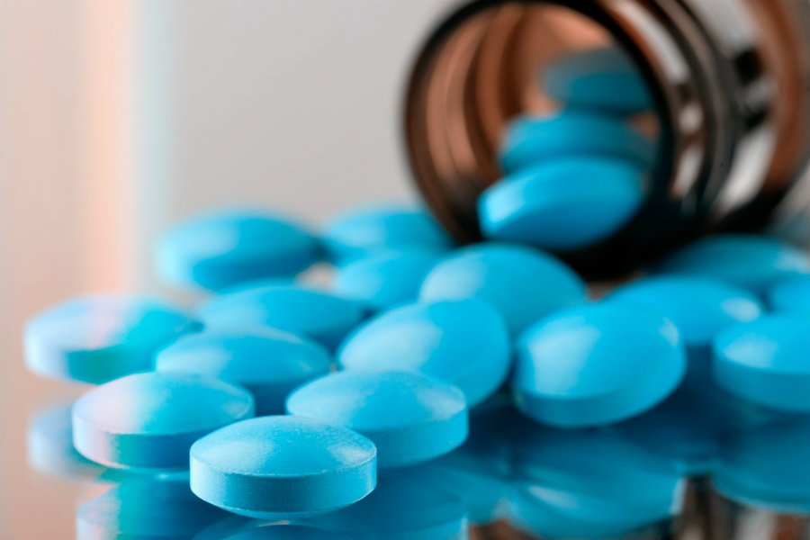 Mężczyźni, którzy zażyli Viagrę, mieli zaburzenia wzroku. Widzieli na niebiesko, nie odróżniali też innych barw.