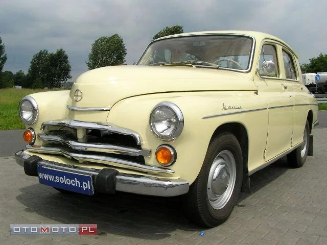 Warszawa 223, Sedan / Limuzyna