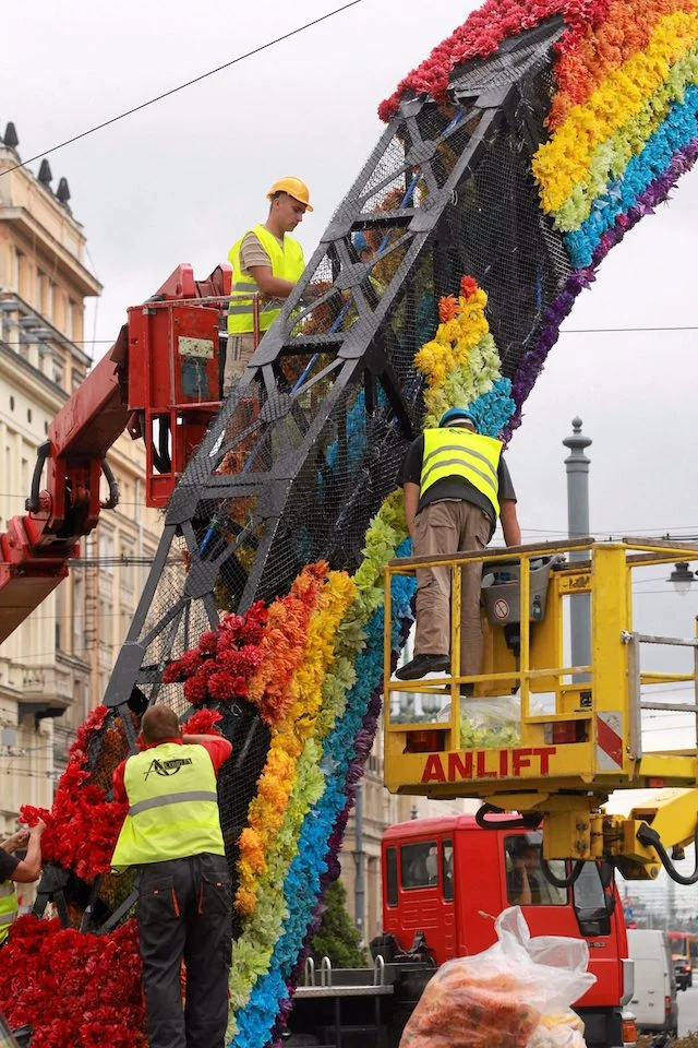 Warszawska Tęcza odbudowana