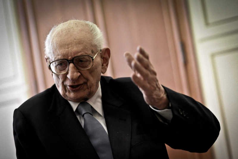 Stanisław Pięta z PiS zaatakował Władysława Bartoszewskiego.