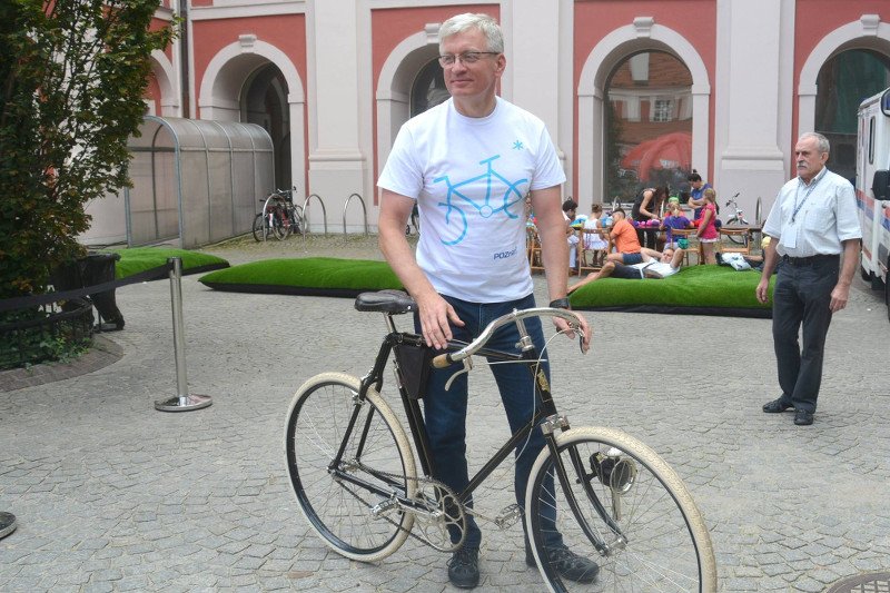 Prezydent Poznania, do pracy jeździ na rowerze