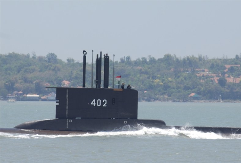 Indonezyjska flota zgubiła okręt podwodny. Tlenu zostało im na 72 godziny.