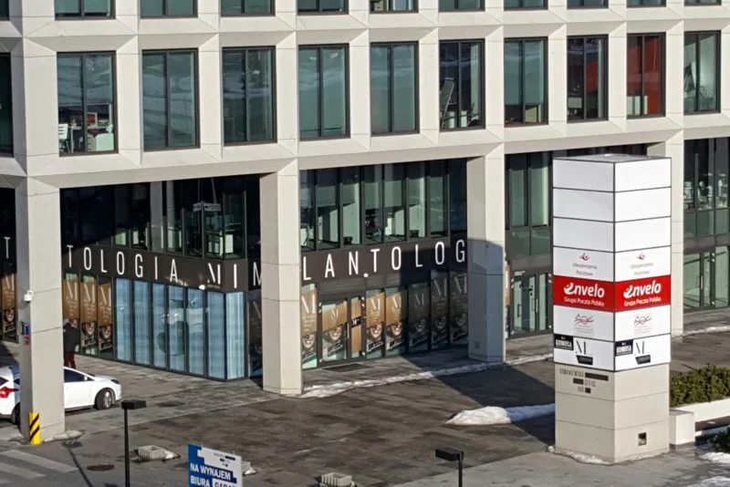 Kto wypełni pustkę na szyldzie?