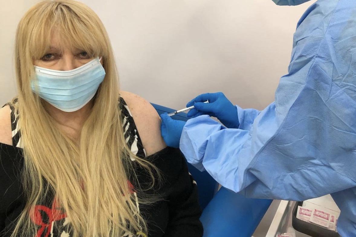 Maryla Rodowicz przyjęła szczepionkę na Covid-19. Gwiazda wstawiła zdjęcie na Instagrama.