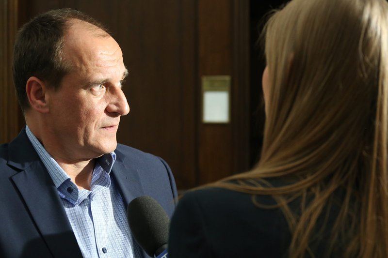 Paweł Kukiz zbulwersował się oceną dziennikarza, że jest w koalicji z PiS.