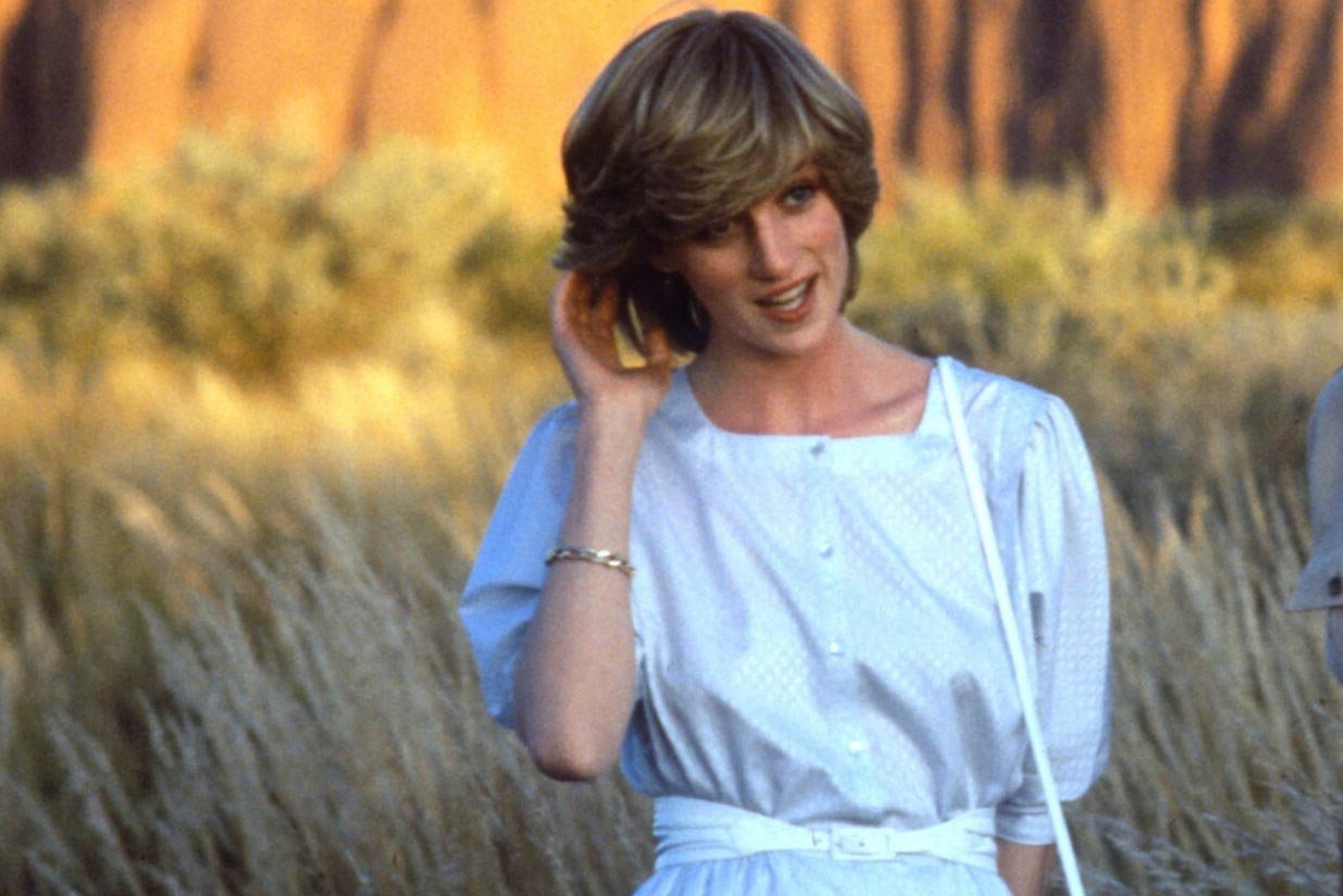 Niezwykły plakat do filmu "Spencer".