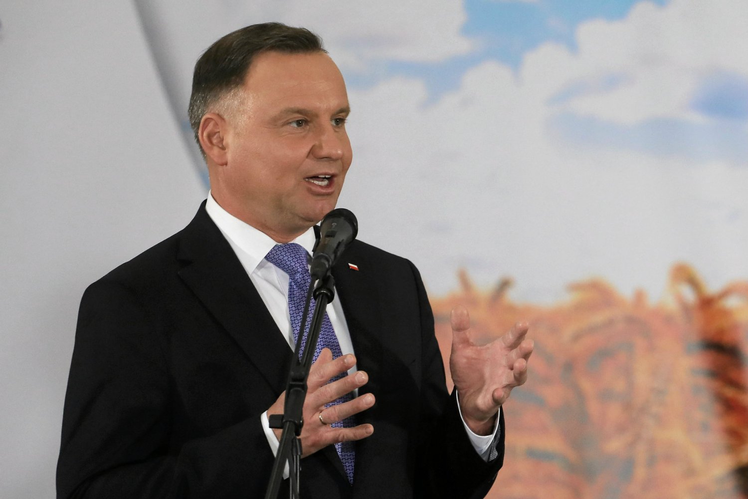 Brytyjski profesor odpowiedział Andrzejowi Dudzie na jego apel.