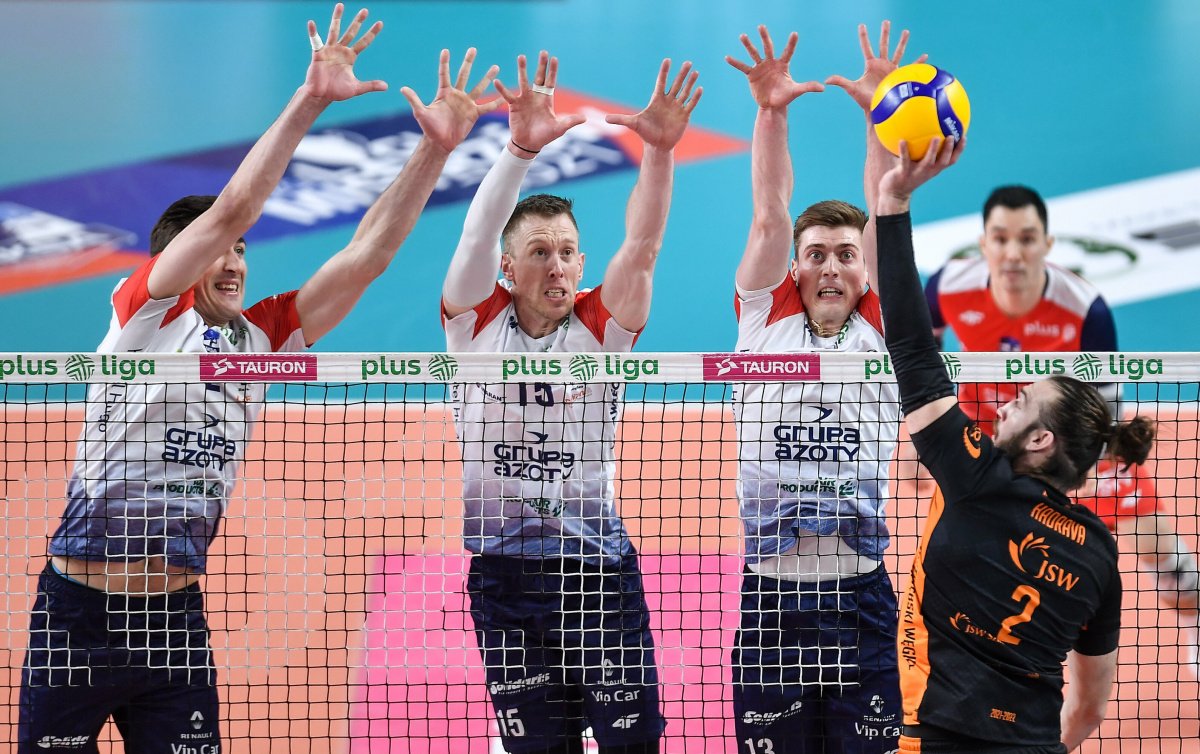 Grupa Azoty ZAKSA Kędzierzyn-Koźle wykonała pierwszy krok w stronę mistrzostwa Polski siatkarzy