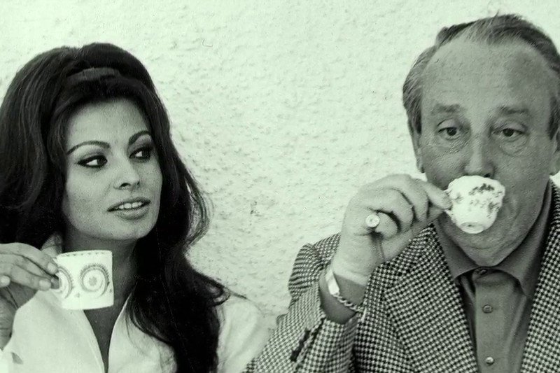 Kadr z filmu "Książę i dybuk"