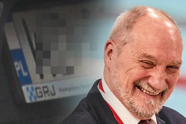 Antoni Macierewicz zakrywając fragment tablicy rejestracyjnej łamie prawo.