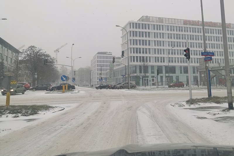 W całej Polsce znowu spadł śnieg [FOTO]