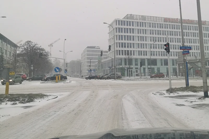 W całej Polsce znowu spadł śnieg [FOTO]