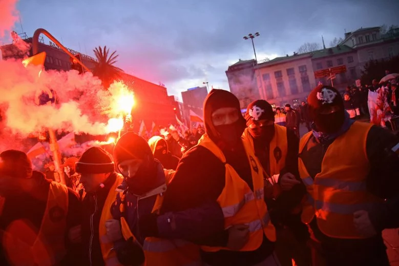 Marsz Niepodległości 2017. Prokuratura wciąż nie postawiła zarzutów.