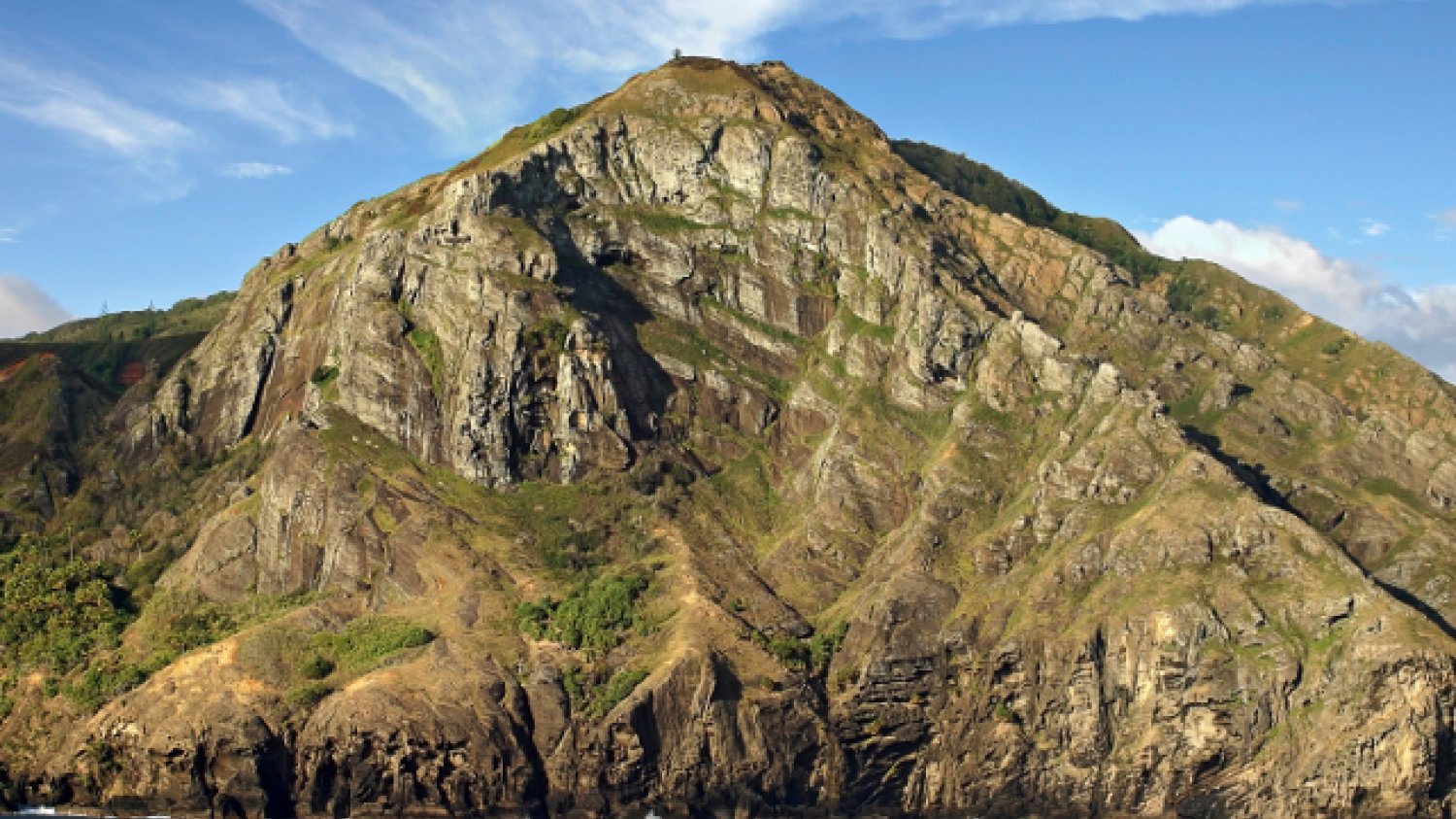 Pitcairn, rajska wyspa z brzydką przeszłością.