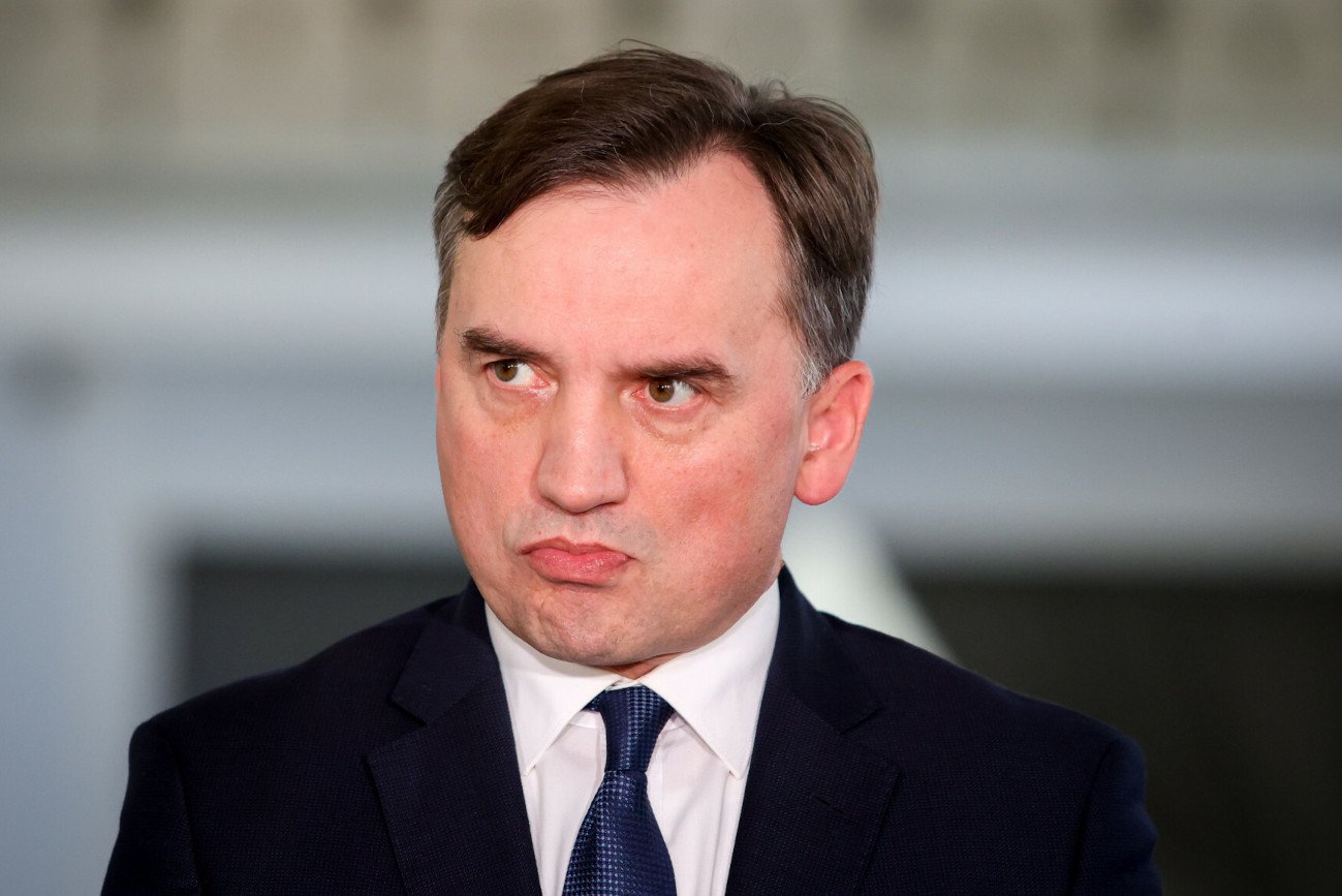 Napięta atmosfera w Zjednoczonej Prawicy. Ziobro: Relacje z premierem są niełatwe