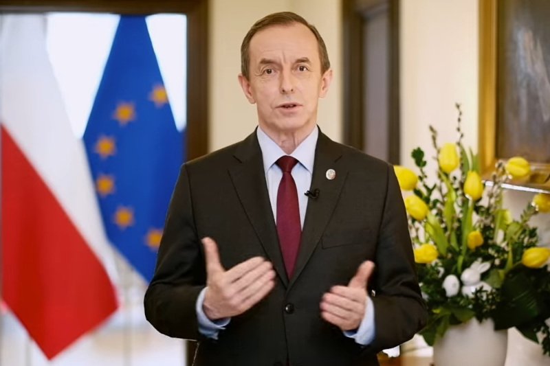 Tomasz Grodzki złożył życzenia na Wielkanoc.