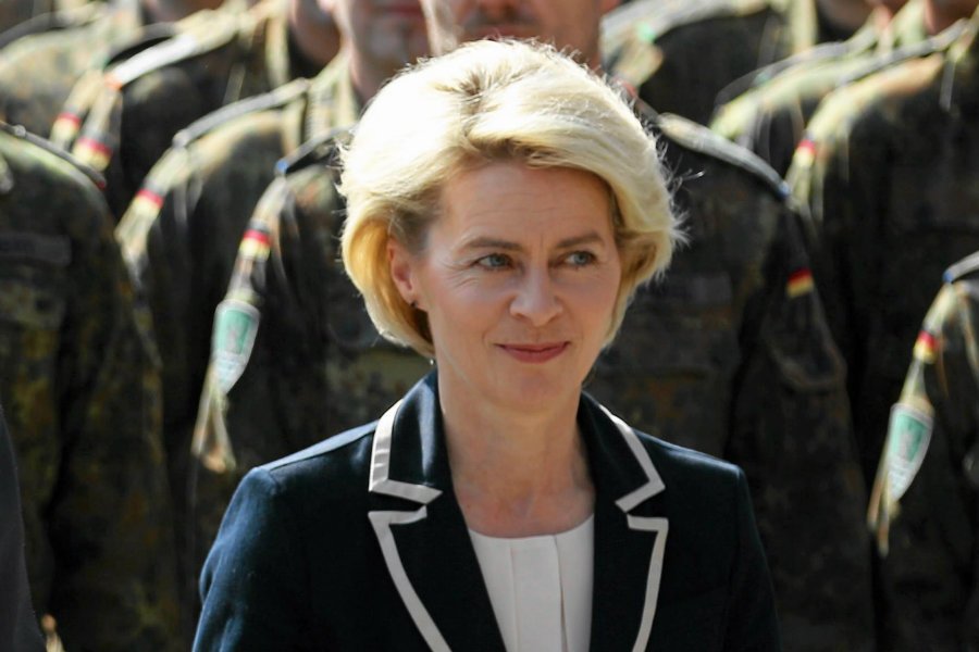 Prawo i Sprawiedliwość poprosiło nową szefową KE Ursulę von der Leyen o powstrzymanie działań Fransa Timmermansa wobec Polski.