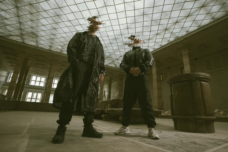 "V" to nowy kawałek Steeza i Oskara. Kiedy premiera płyty PRO8L3M x Block Party Mixtape?