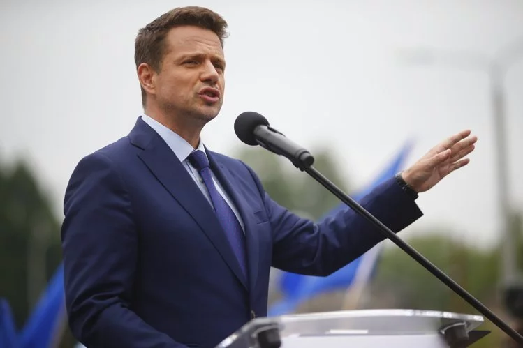 Trzaskowski nie do końca zgadza się z opinią Morawieckiego.