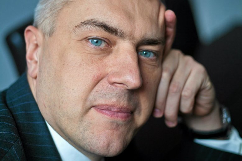 Roman Giertych zwraca uwagę na fakt, że Kaczyński odsyłał Birgfellnera do sądu w czasie, gdy PiS próbował przejąć sądy w Polsce.