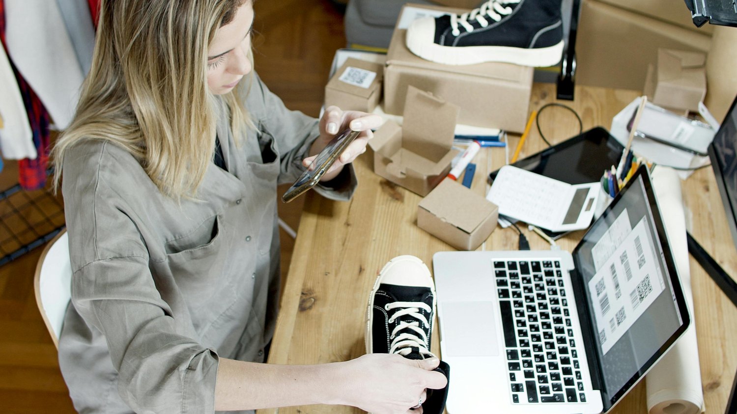 Skarbówka kontroluje Allegro, OLX i Vinted. Kto musi płacić podatek? Kiedy trzeba zapłacić podatek od sprzedaży przez internet?