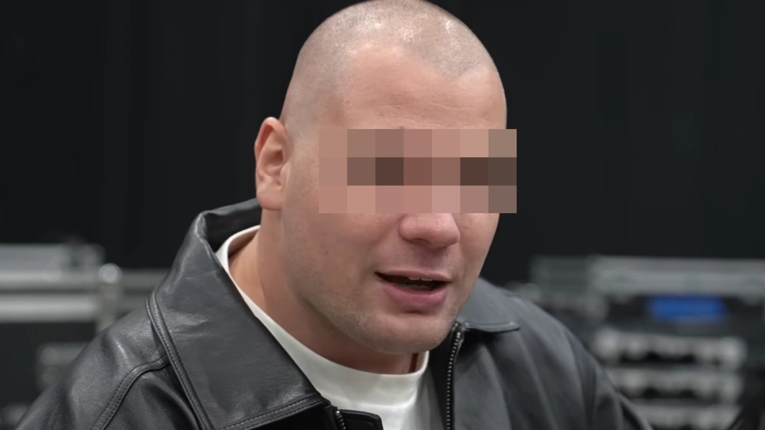 Brat Buddy wdał się w dyskusję z internatami.