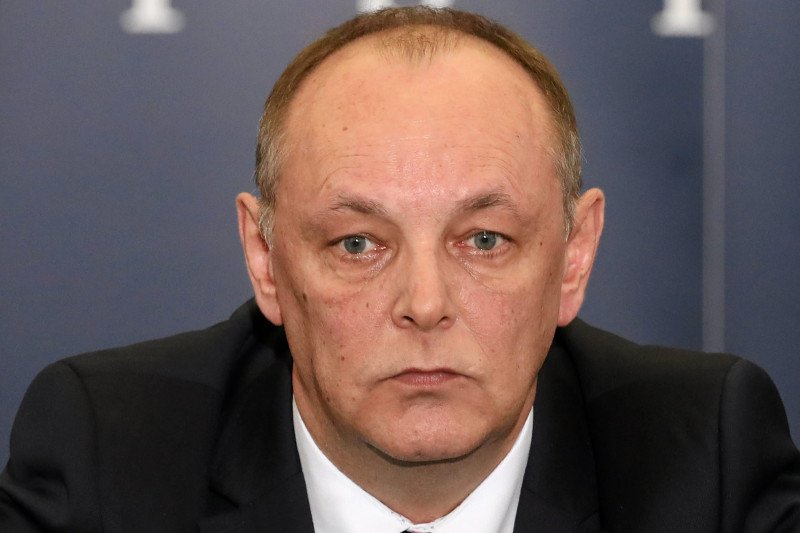 Prokurator Pasionek zarzuca rosyjskim kontrolerom "umyślne spowodowanie katastrofy" w Smoleńsku. Podkreśla jednak, że nie zamyka to innych wątków zamachowych.