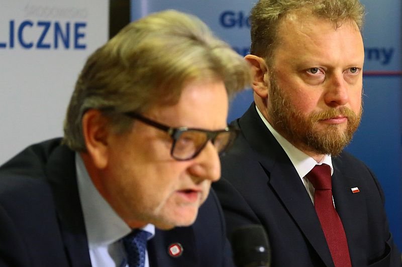 W Polsce nie ma wyleczonych z koronawirusa. Szef GIS na konferencji użył mylącego określenia.