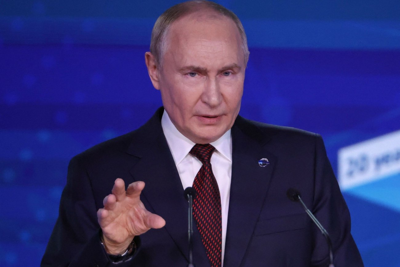 Tak wygląda nowa broń Putina. Ukraińcy pokazali zdjęcia. Atak na Dniepr. Putin wystrzelił rakietę Oriesznik. Ukraińcy pokazali zdjęcia.