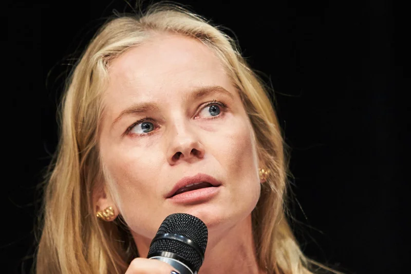 Magdalena Cielecka wywołała prawdziwą burzą po swoim zdjęciu przy pomniku ofiar smoleńskich.