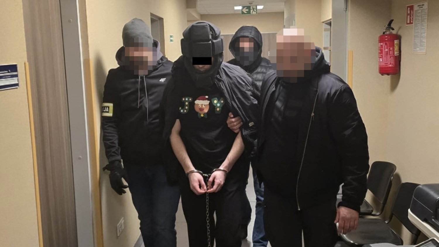 W związku z brutalnym gwałtem w Warszawie policja zatrzymała 23-letniego mężczyznę.