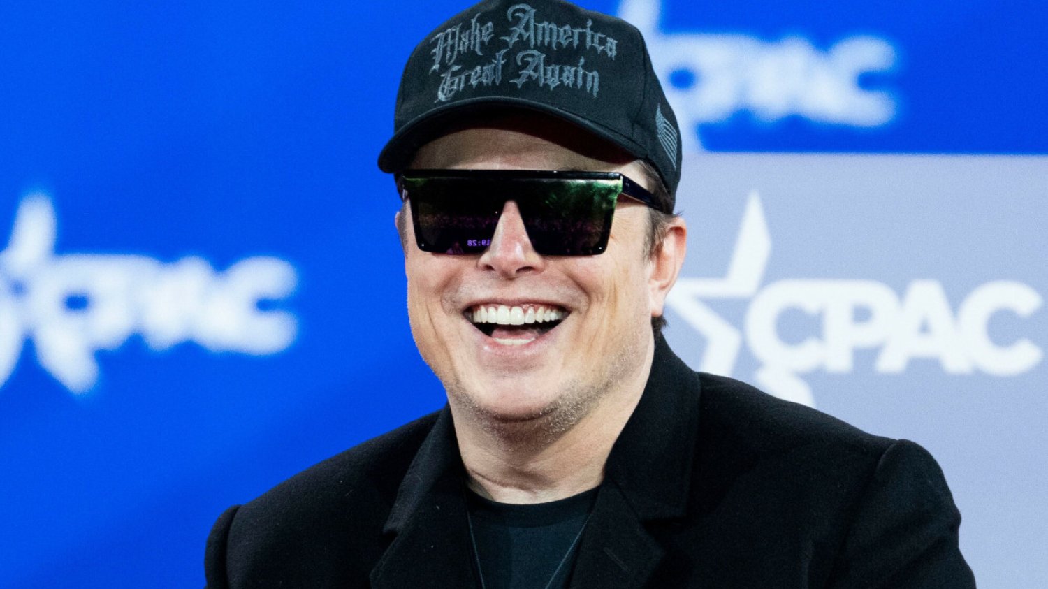 Elon Musk miesza w Europie, ingeruje w wybory, mąci.