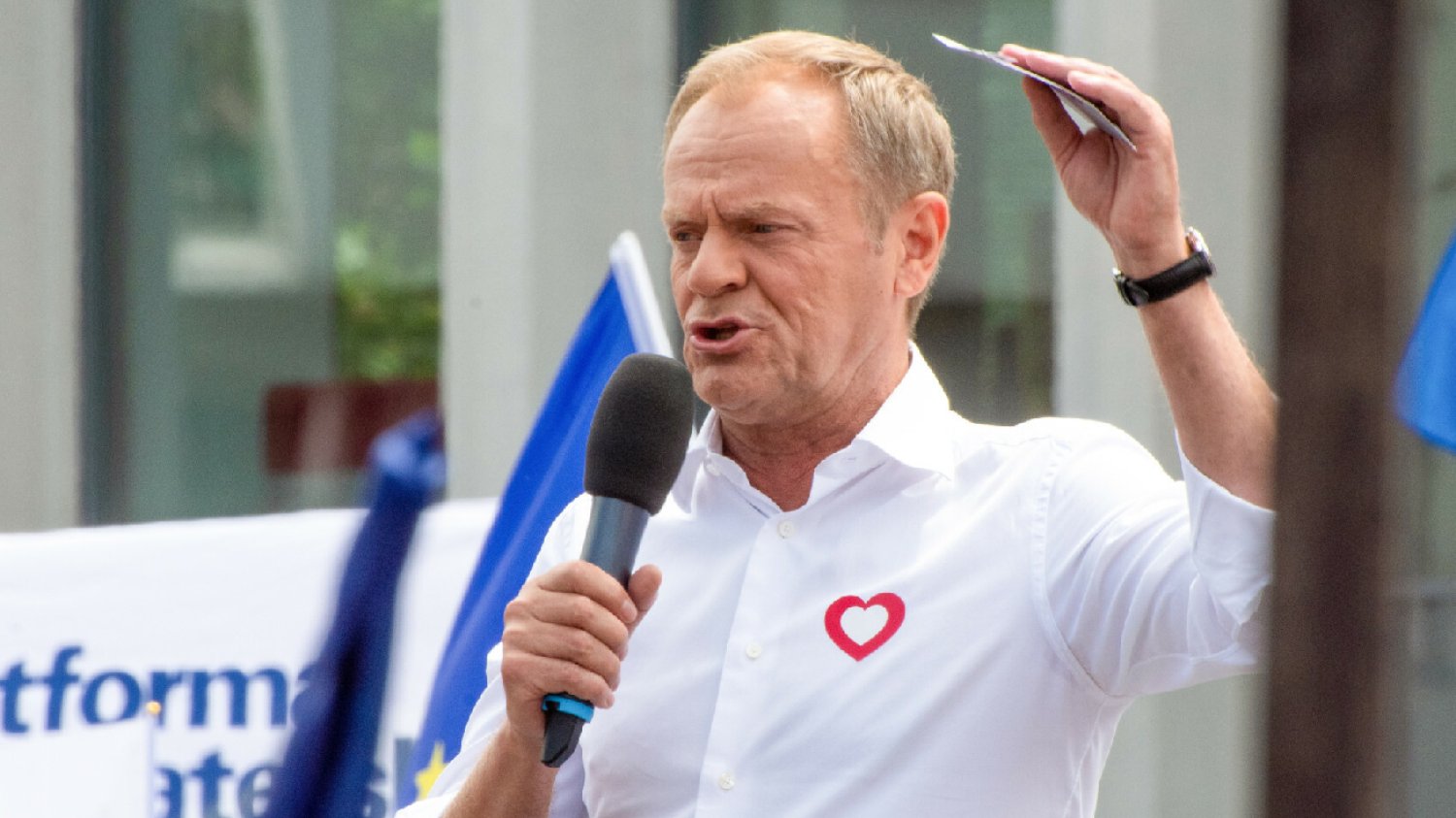 Tusk ma gotowy plan ws. migrantów. KO przygotowała specjalną uchwałę.