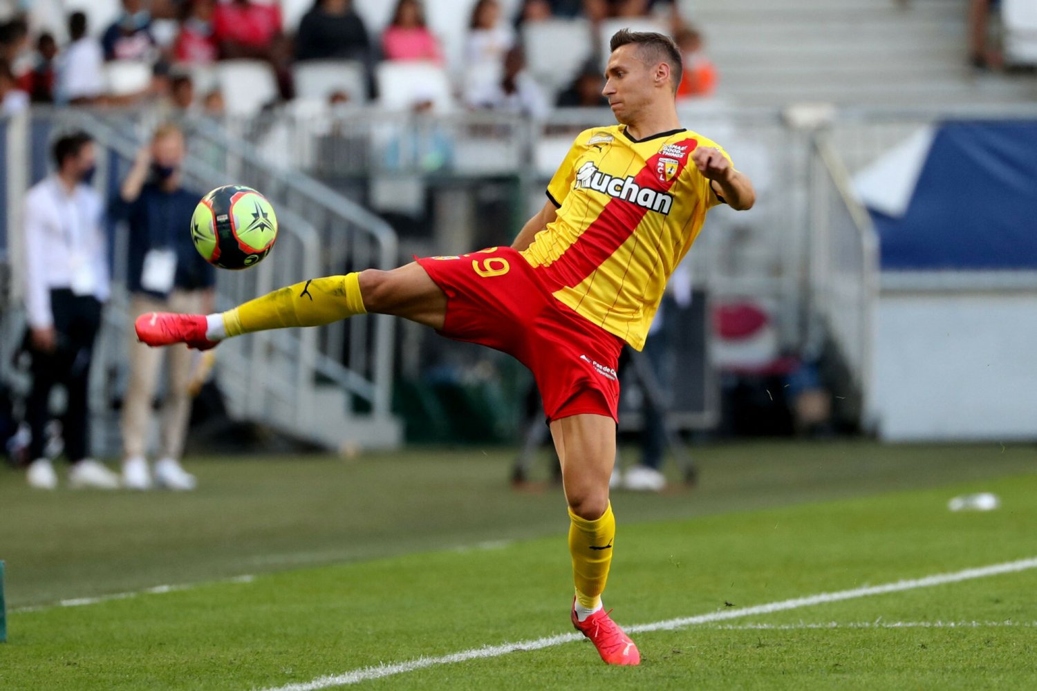 Przemysław Frankowski jest w kapitalnej formie, w niedzielę zdobył swoją drugą bramkę w barwach RC Lens