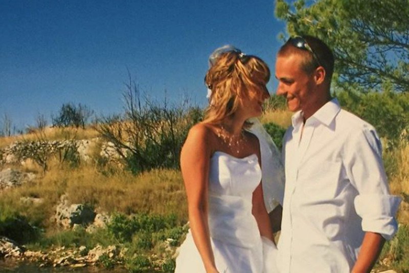 "12 lat temu ... około godziny 12 przysięgałam... w zdrowiu i w chorobie, w szczęściu i nieszczęściu póki śmierć nas nie rozłączy" – wspomina w komentarzu pod zdjęciem Justyna Żyła.