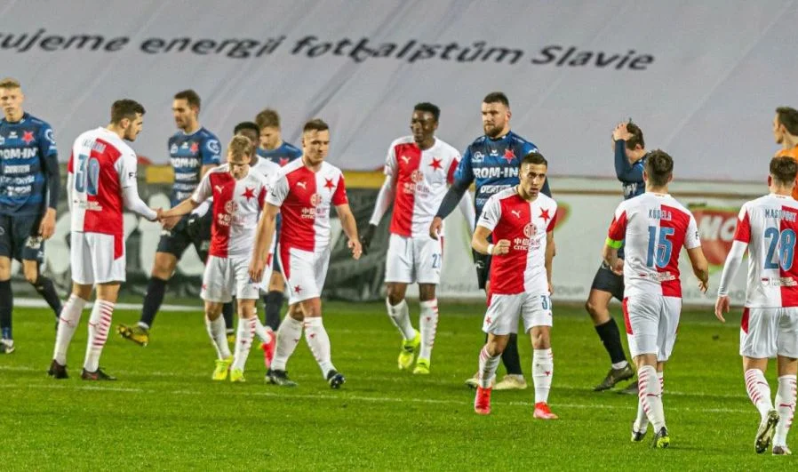 Niespotykany pogrom w czeskim pucharze, Slavia Praga i Slavia Karlowe Wary przeszły do historii