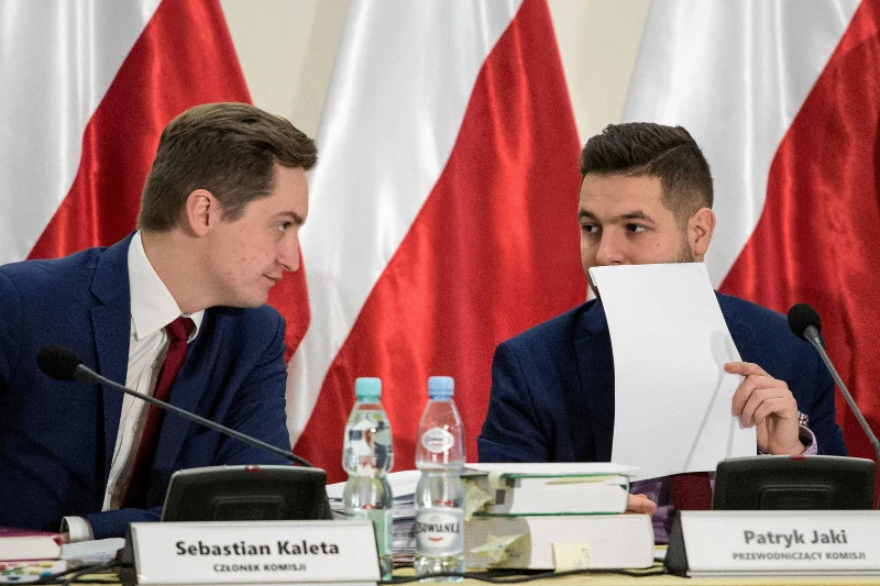 Patryk Jaki weźmie się za Olejnik i Jaruzelską? Jak pisze "SE", chodzi o kamienicę blisko rządowych budynków, w której obie panie posiadają apartamenty.