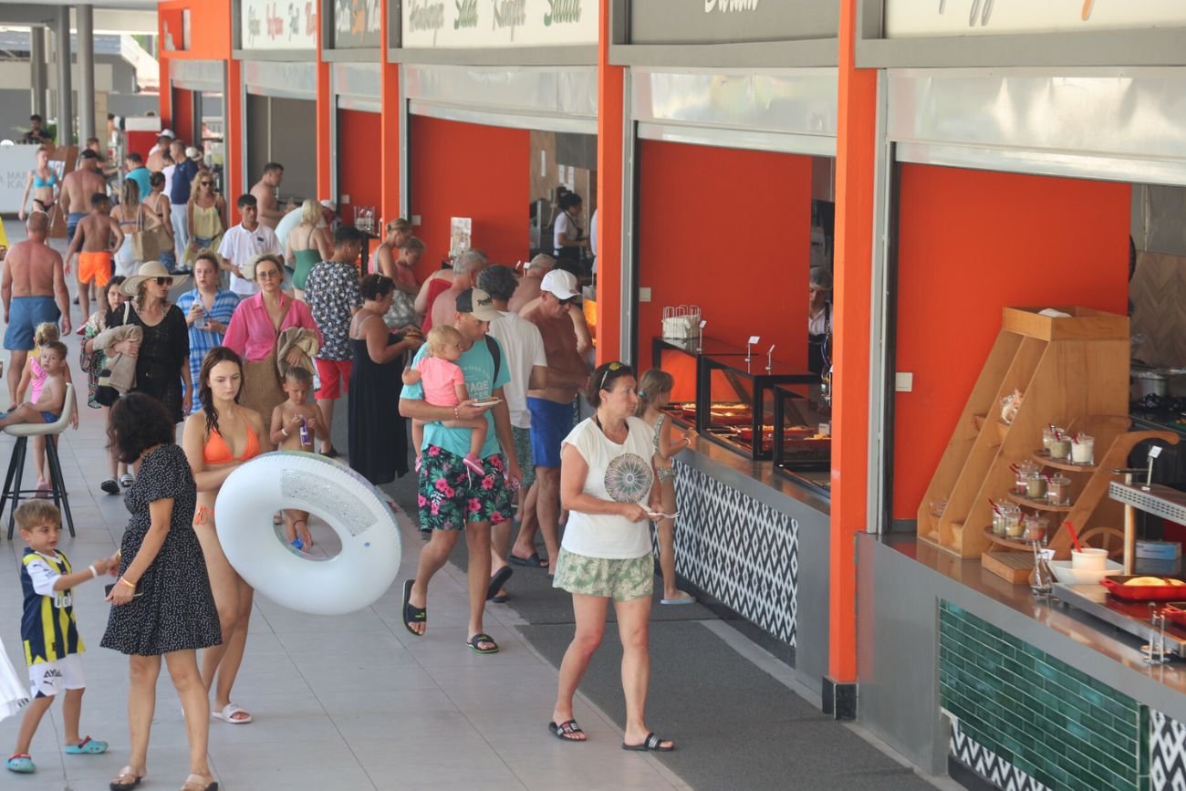 Turcja nie może opędzić się od Turystów. Tłumy odpoczywają tam na all inclusive